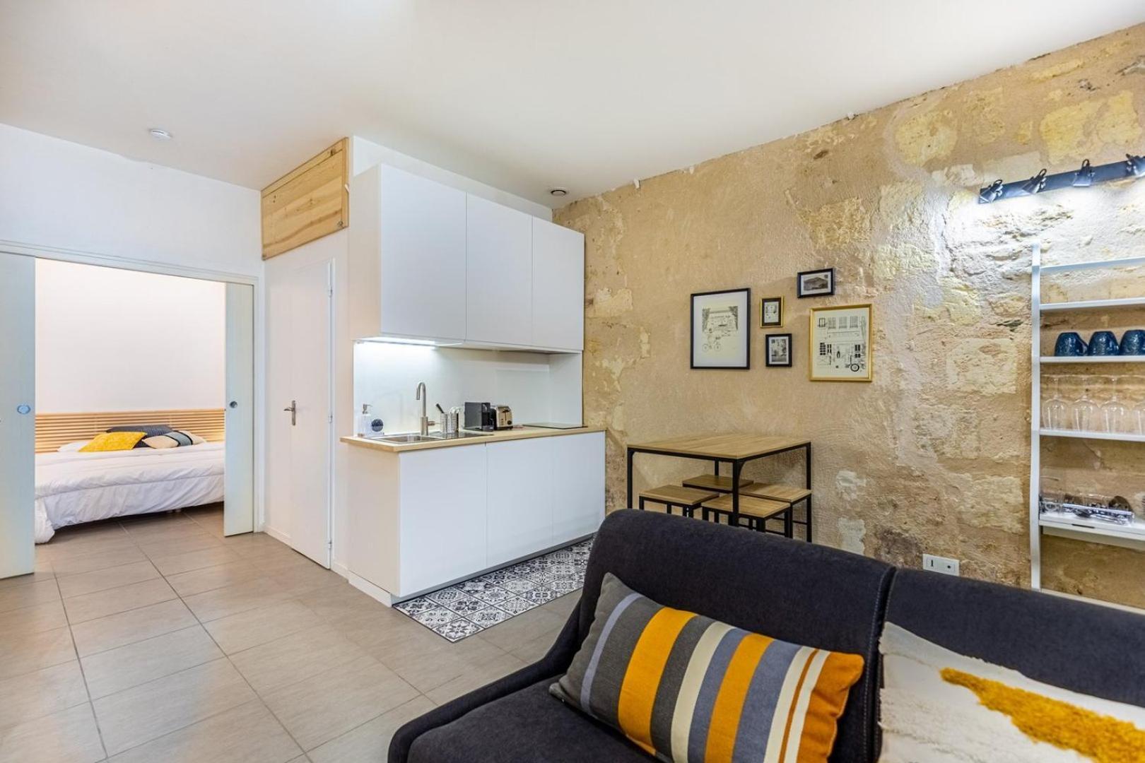 Guestready - Cozy Apt In Frederic & Isabelle Place Bordeaux Exterior photo